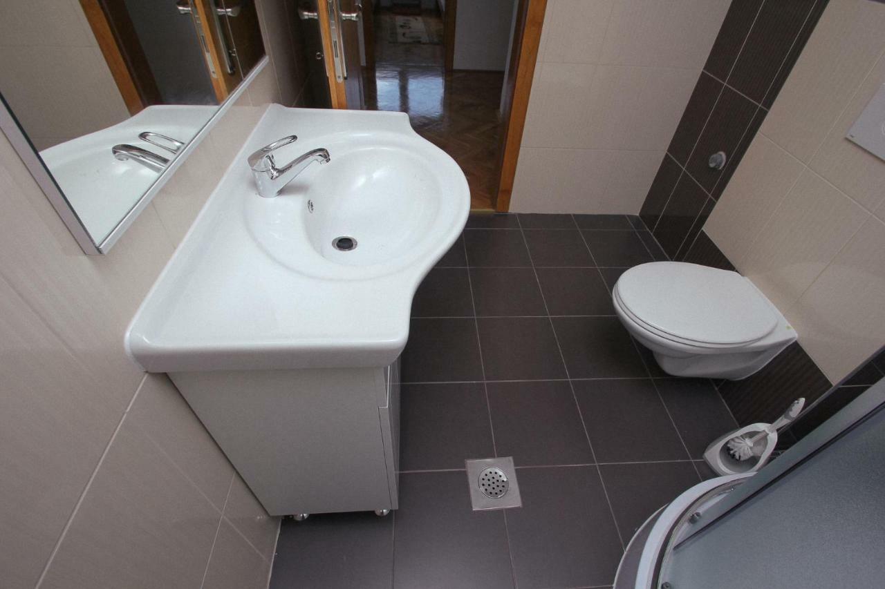 Apartmani Pranjic Каштела Экстерьер фото
