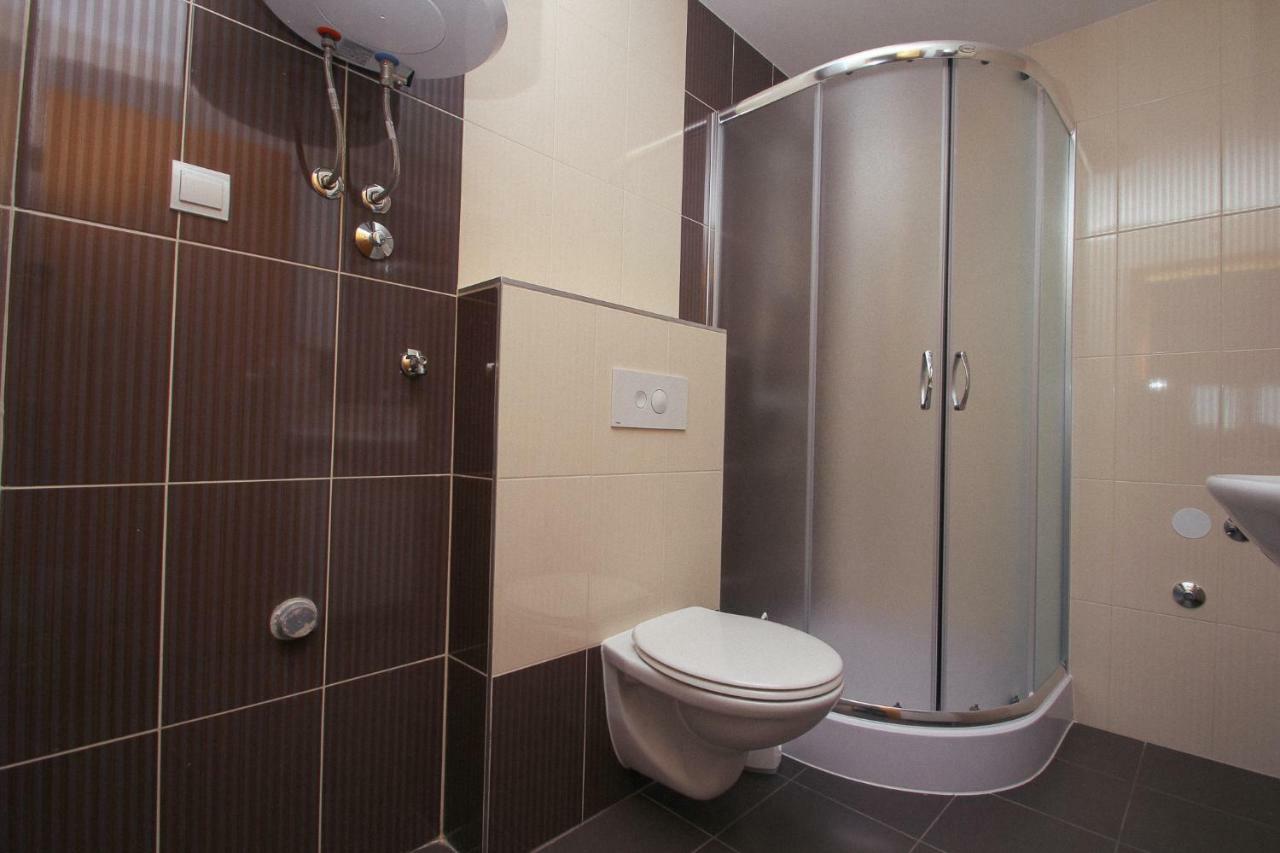 Apartmani Pranjic Каштела Экстерьер фото