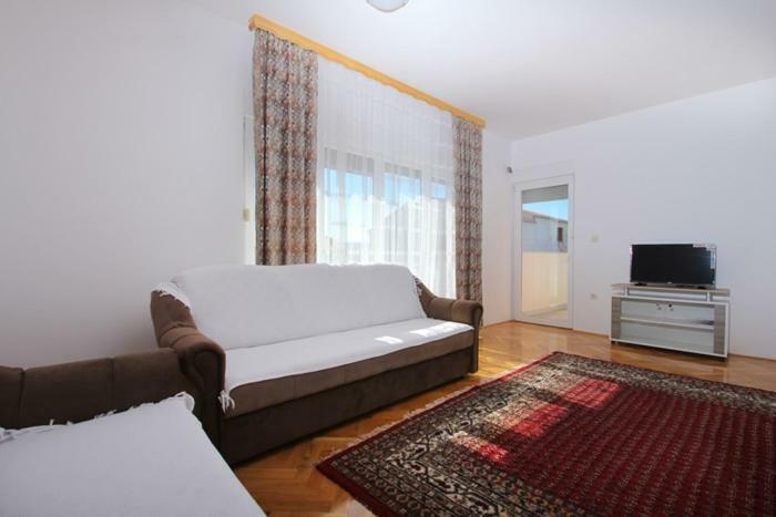 Apartmani Pranjic Каштела Экстерьер фото
